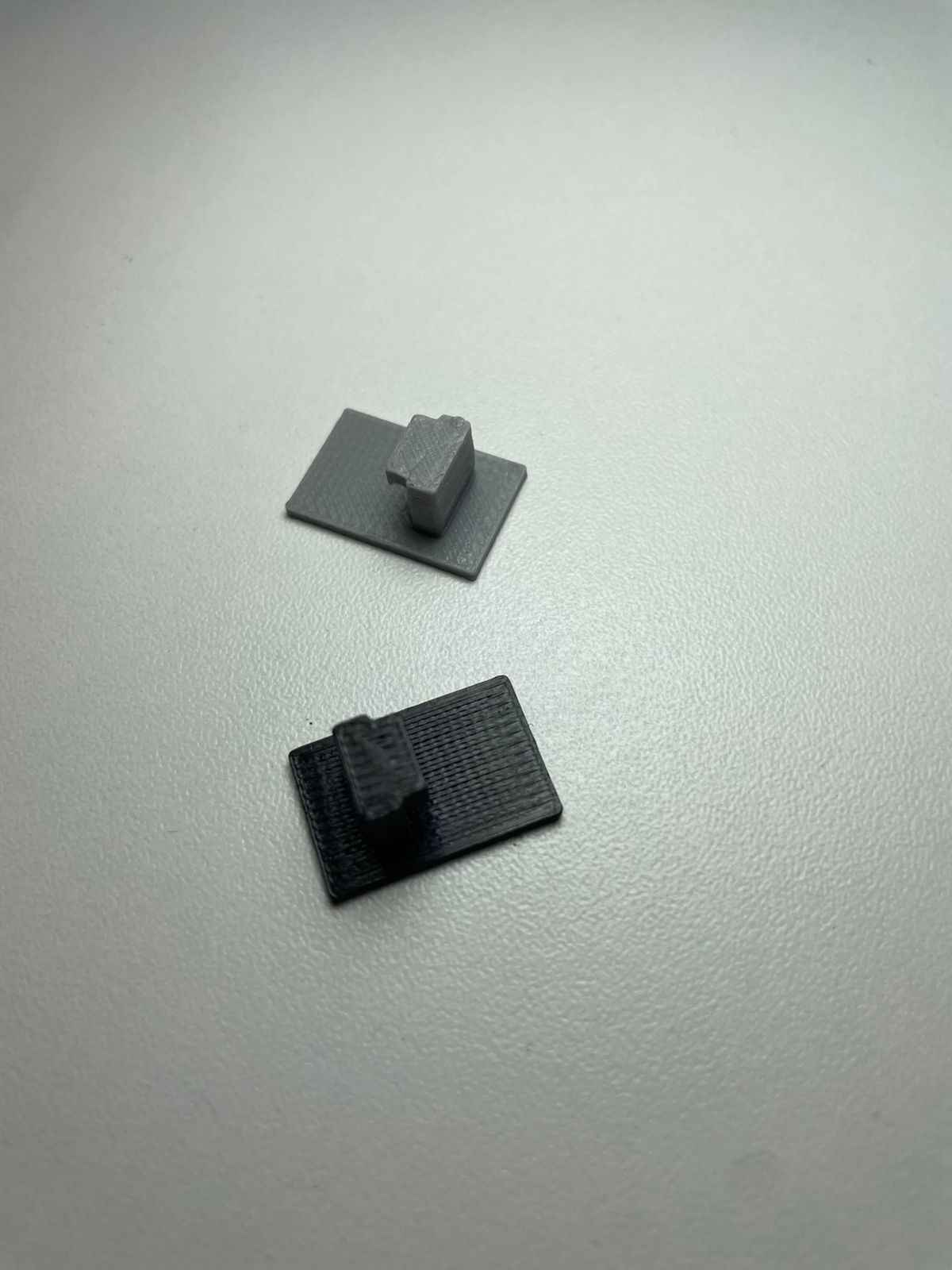 Trava de acionamento de insuflador de torre de vídeo